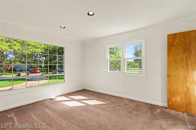 25503 Arden Park Drive, Farmington Hills, MI 48336