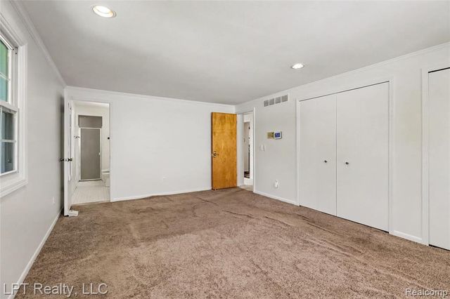 25503 Arden Park Drive, Farmington Hills, MI 48336