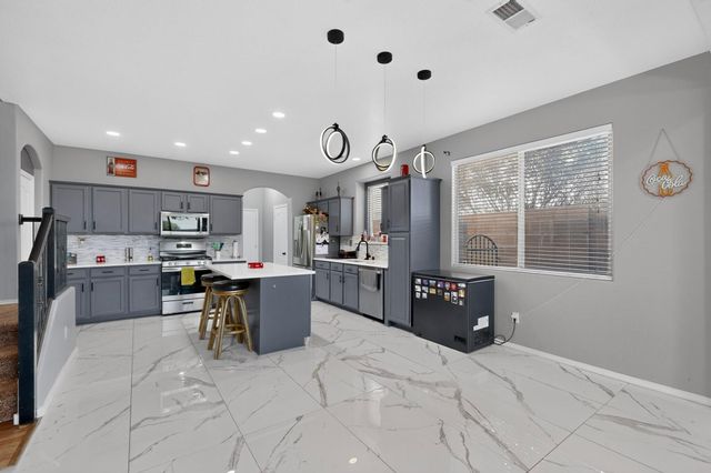 6601 Brezza Dolce Avenue NW, Albuquerque, NM 87114