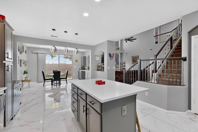 6601 Brezza Dolce Avenue NW, Albuquerque, NM 87114
