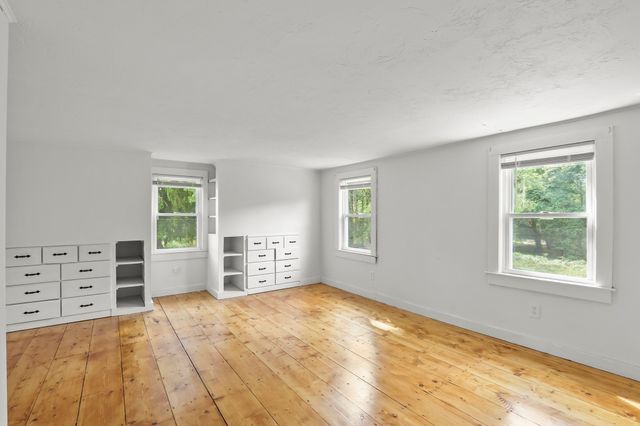 200 Great Neck Rd, Wareham, MA 02571