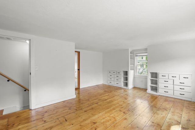 200 Great Neck Rd, Wareham, MA 02571