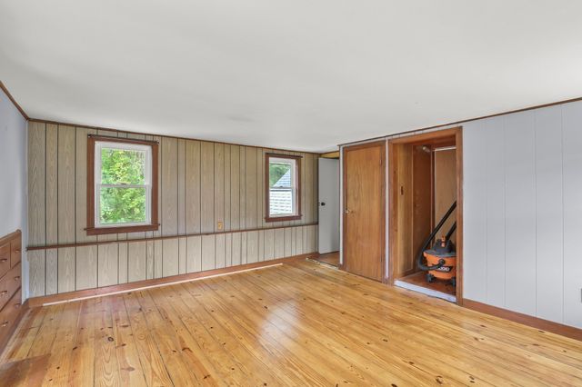 200 Great Neck Rd, Wareham, MA 02571