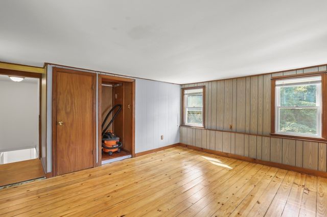 200 Great Neck Rd, Wareham, MA 02571