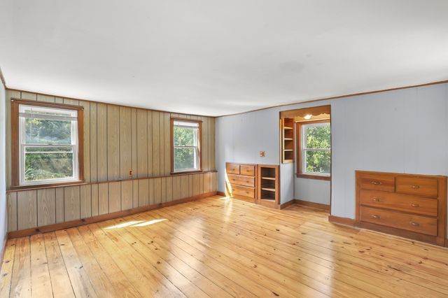 200 Great Neck Rd, Wareham, MA 02571