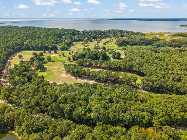 200 Great Neck Rd, Wareham, MA 02571