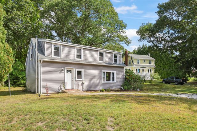 200 Great Neck Rd, Wareham, MA 02571
