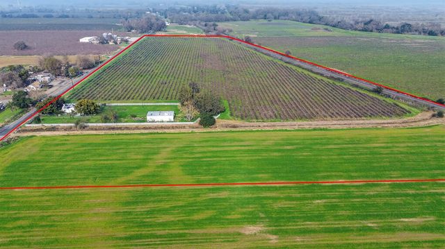 27350 Thornton Rd, Thornton, CA 95686