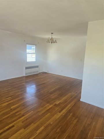 10 Alsop Street 2, Valley Stream, NY 11581