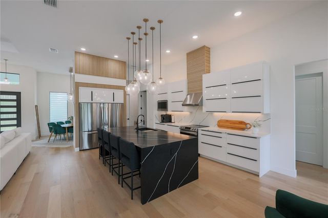 1015 HOFFER STREET, Port Charlotte, FL 33953