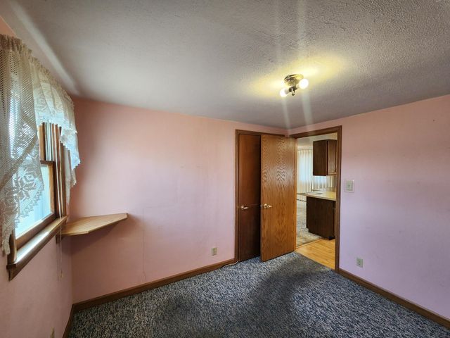 1317 Frank Avenue, Albert Lea, MN 56007