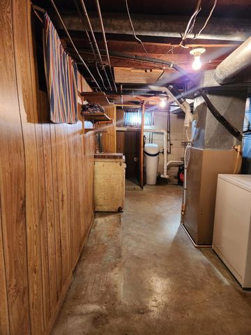 1317 Frank Avenue, Albert Lea, MN 56007