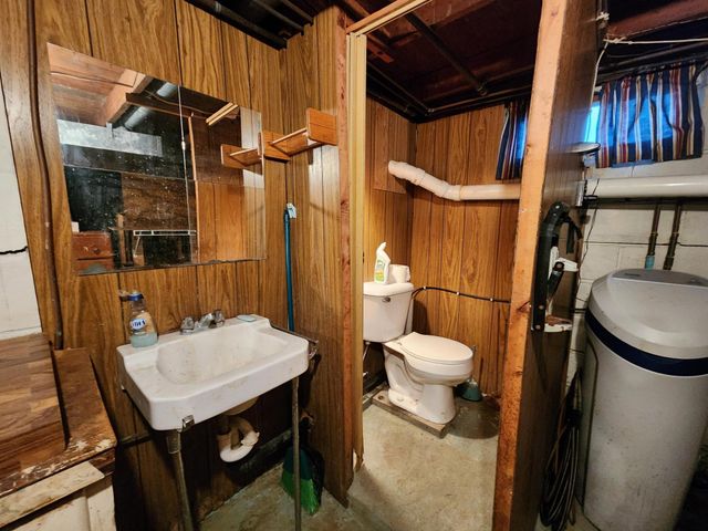 1317 Frank Avenue, Albert Lea, MN 56007