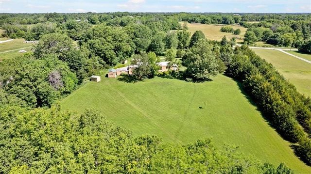 37603 E 163rd Street, Pleasant Hill, MO 64080