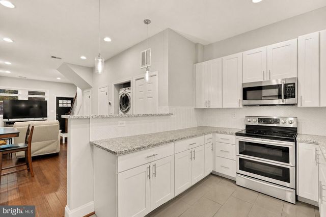 1177 3RD ST NE, Washington, DC 20002