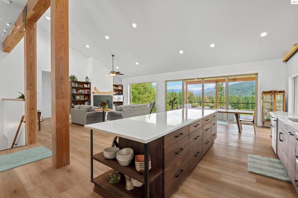 360 Shamrock Ln, Sandpoint, ID 83864 photo 18