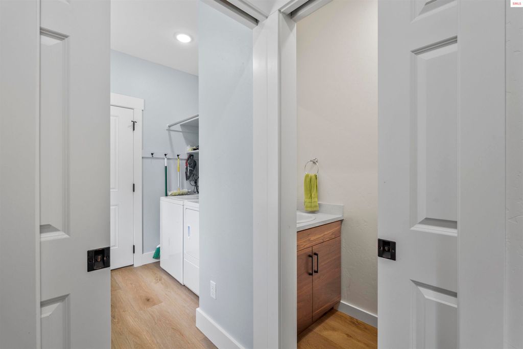 360 Shamrock Ln, Sandpoint, ID 83864 photo 23