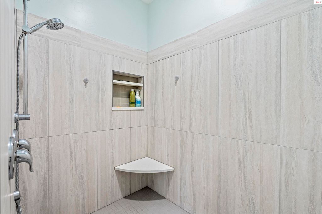 360 Shamrock Ln, Sandpoint, ID 83864 photo 28