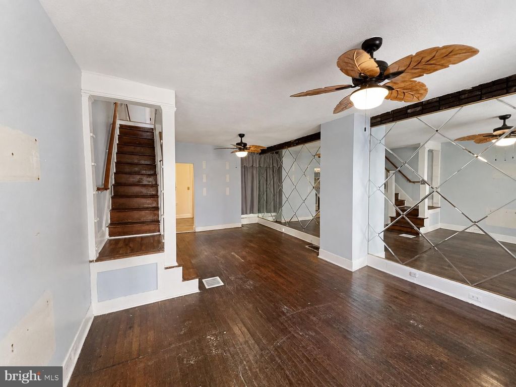 2502 W STERNER ST, PHILADELPHIA, PA 19132 — photo 5