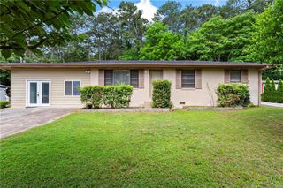 624 Lyle SE Drive, Marietta, GA 30067