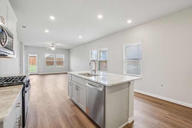 1205 Bridgewalk Drive, Princeton, TX 75071