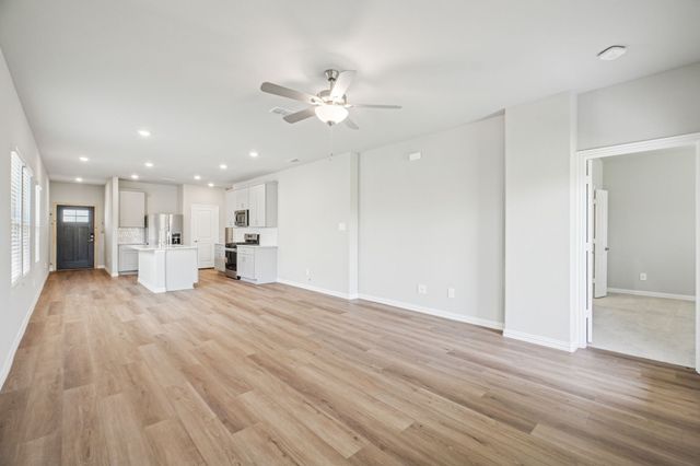 1205 Bridgewalk Drive, Princeton, TX 75071