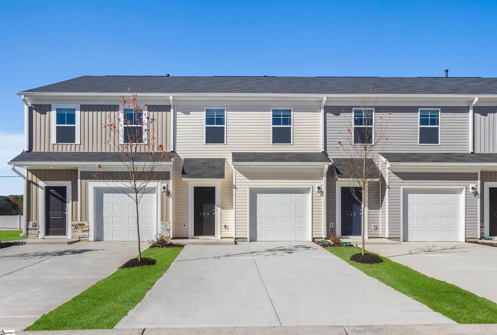 307 Abingdon Way, Greer, SC 29651