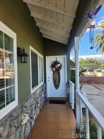 7437 Irvine, North Hollywood (los Angeles), CA 91605