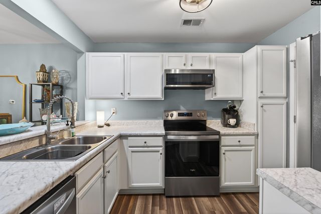 448 Deerwood Street 6-F, Columbia, SC 29205