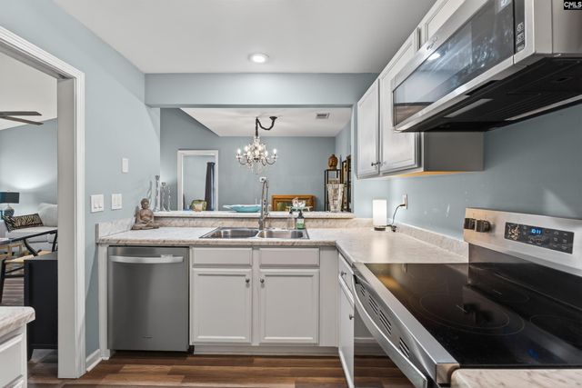 448 Deerwood Street 6-F, Columbia, SC 29205