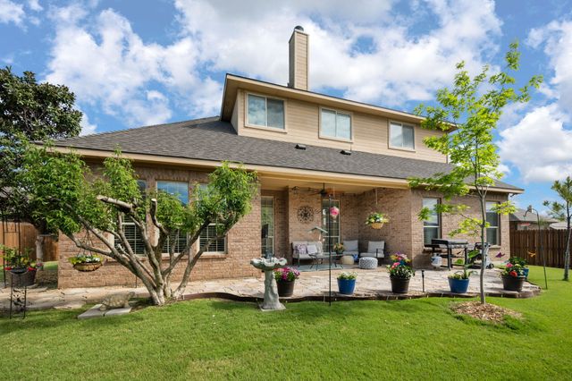 408 Blue Daze Court, Burleson, TX 76028