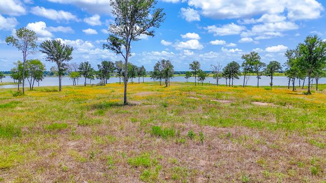 Lot 212 Waterfront Club Drive, Corsicana, TX 75110