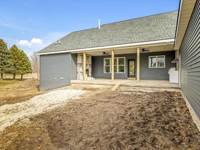 13150 Newbury Lane, Caledonia, IL 61011