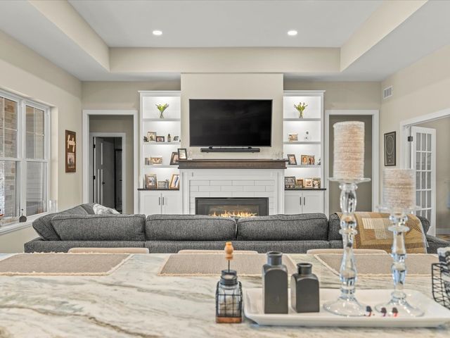 13150 Newbury Lane, Caledonia, IL 61011