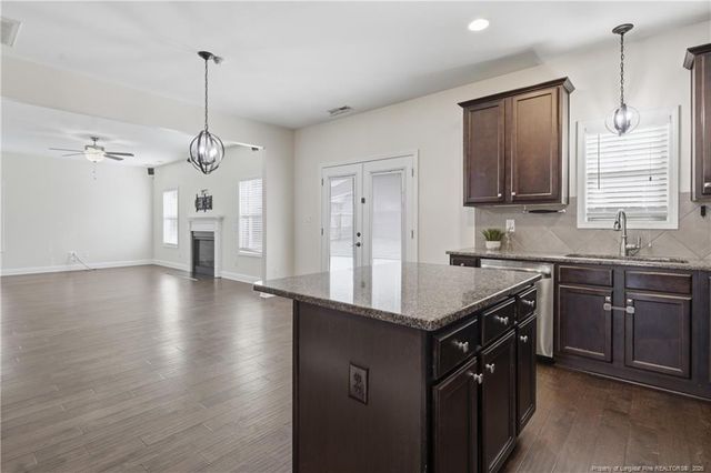 688 Stonebriar Avenue, Raeford, NC 28376