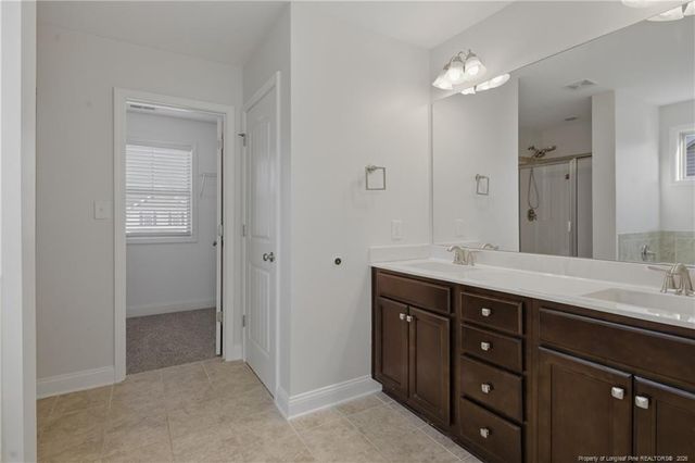 688 Stonebriar Avenue, Raeford, NC 28376