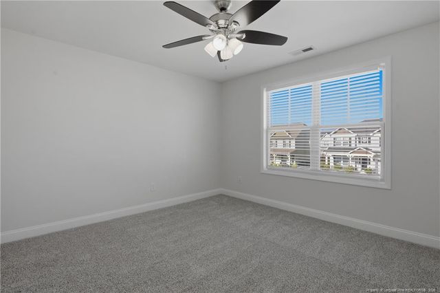 688 Stonebriar Avenue, Raeford, NC 28376