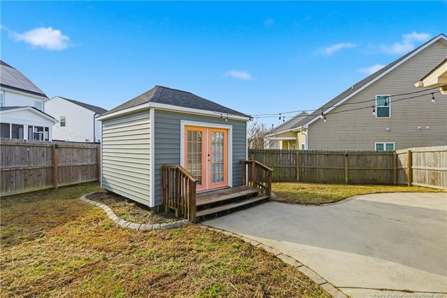 688 Stonebriar Avenue, Raeford, NC 28376