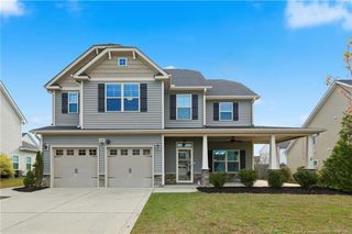 688 Stonebriar Avenue, Raeford, NC 28376