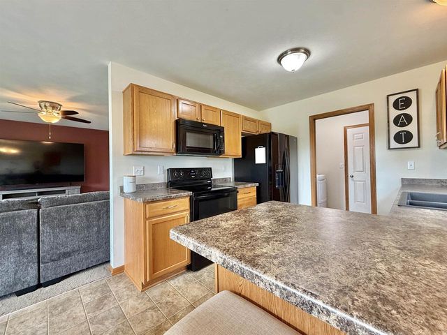2515 Quail Ridge Drive, Janesville, WI 53546
