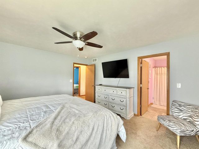 2515 Quail Ridge Drive, Janesville, WI 53546