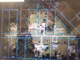 8100 Pond Valley Dr, Pensacola, FL 32506