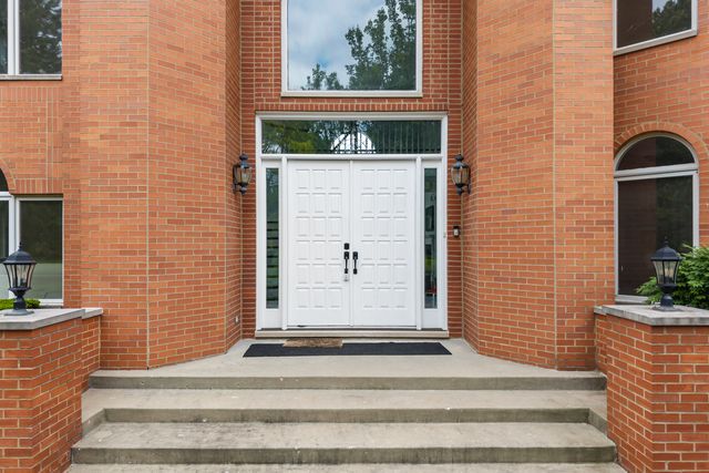 309 Dundee Road, Barrington, IL 60010