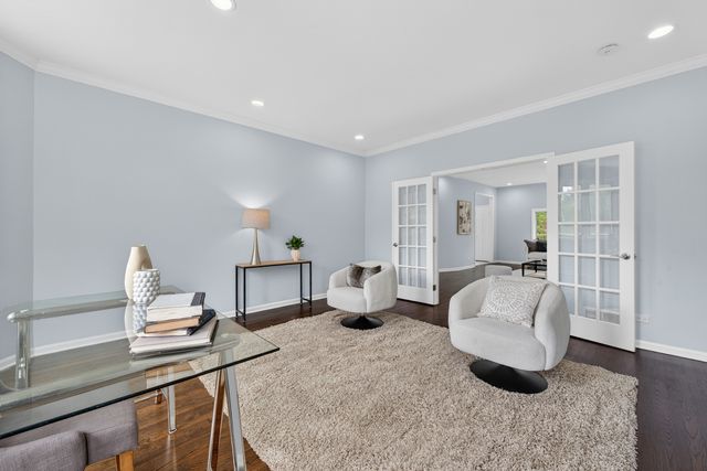 309 Dundee Road, Barrington, IL 60010