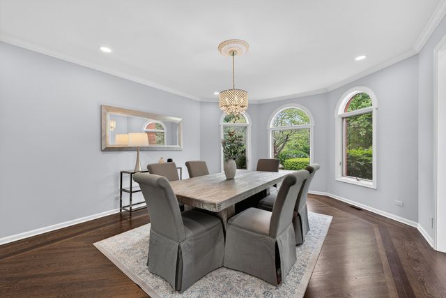 309 Dundee Road, Barrington, IL 60010
