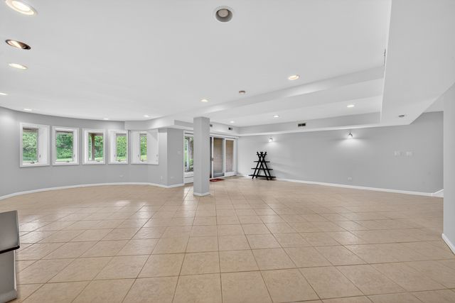 309 Dundee Road, Barrington, IL 60010