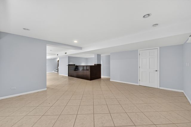 309 Dundee Road, Barrington, IL 60010