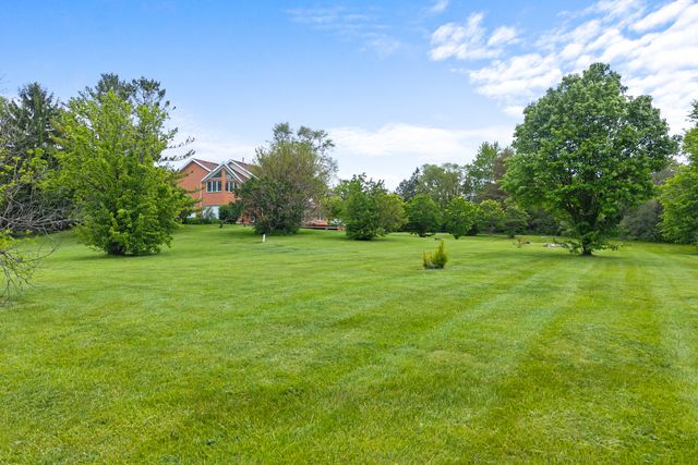 309 Dundee Road, Barrington, IL 60010
