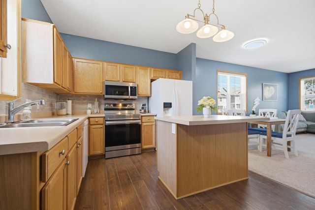 25 Heritage Boulevard, Hudson, WI 54016
