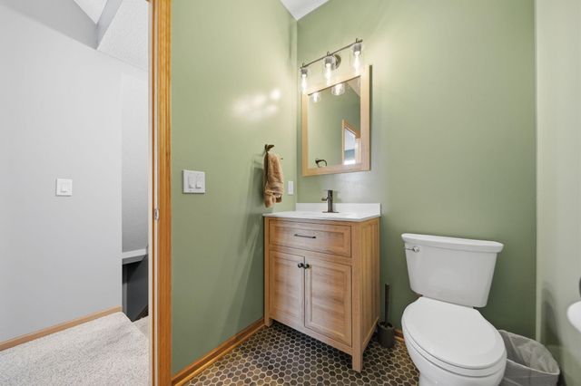 25 Heritage Boulevard, Hudson, WI 54016